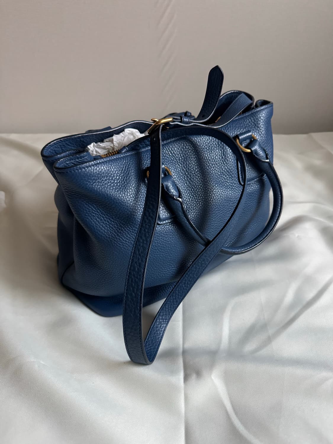 프라다 비텔로 다이노 레더 토트백 상품이미지2