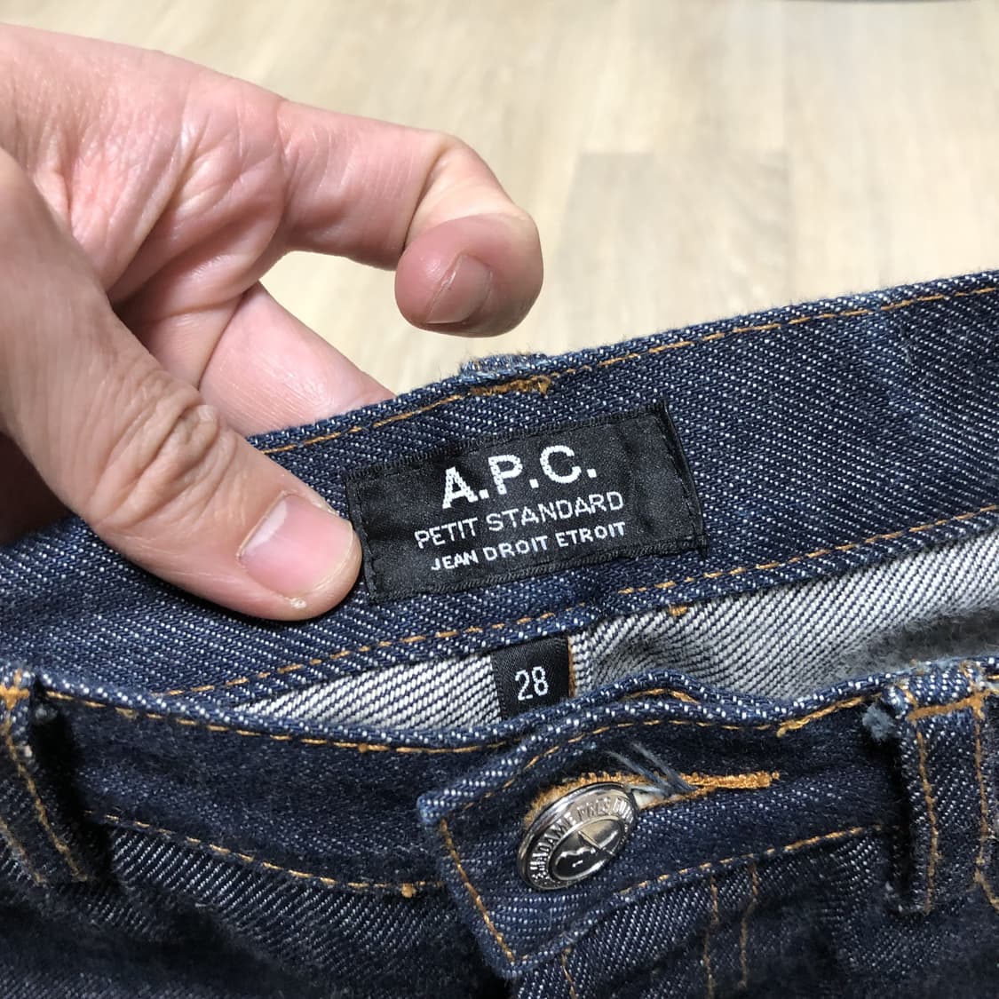 (28) 아페세 APC 쁘띠 스탠 슬림 스트레이트핏 셀비지 데님 상품이미지4