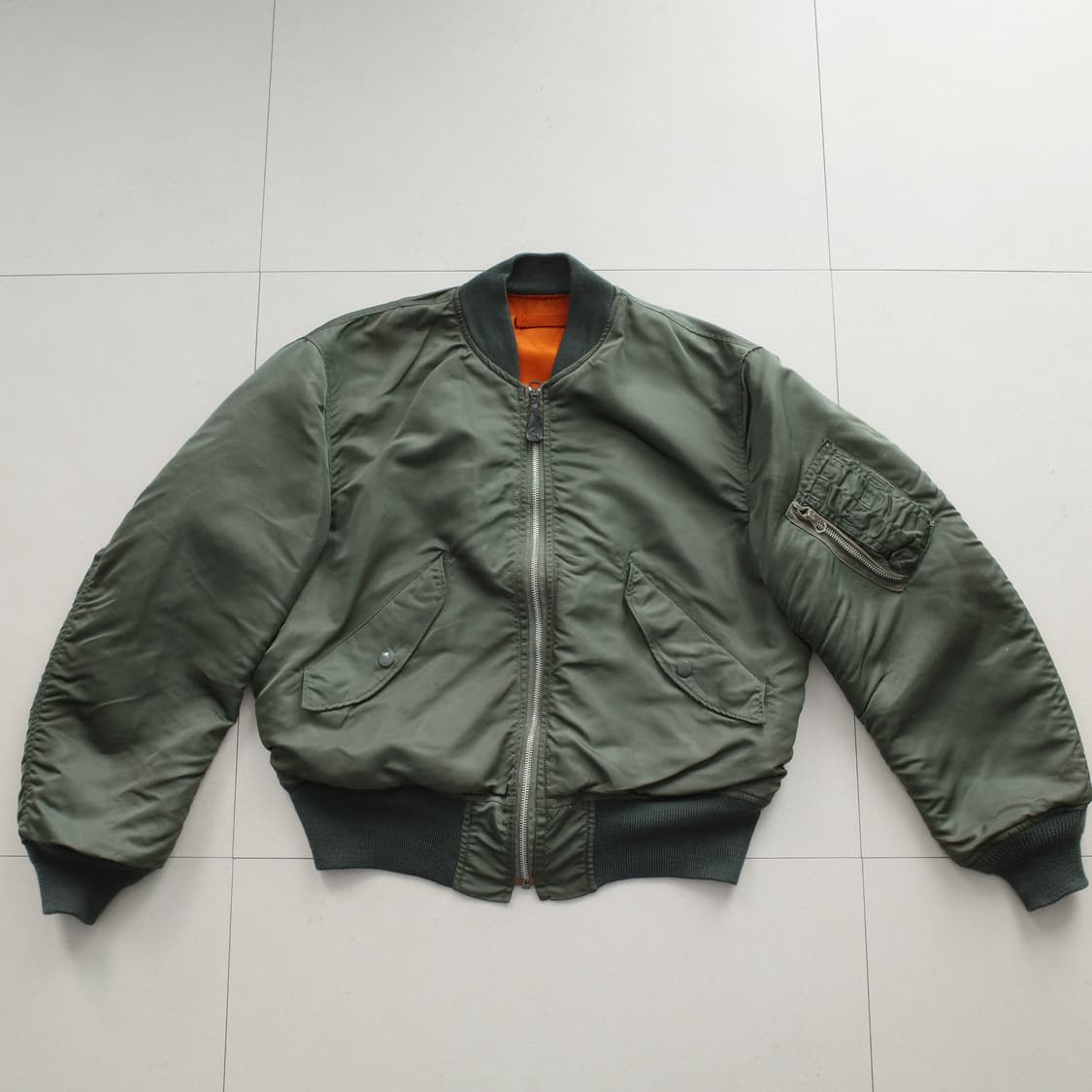 70s 미군 오리지널 알파 L-2B 항공점퍼 M사이즈 빈티지 밀리터리 상품이미지1