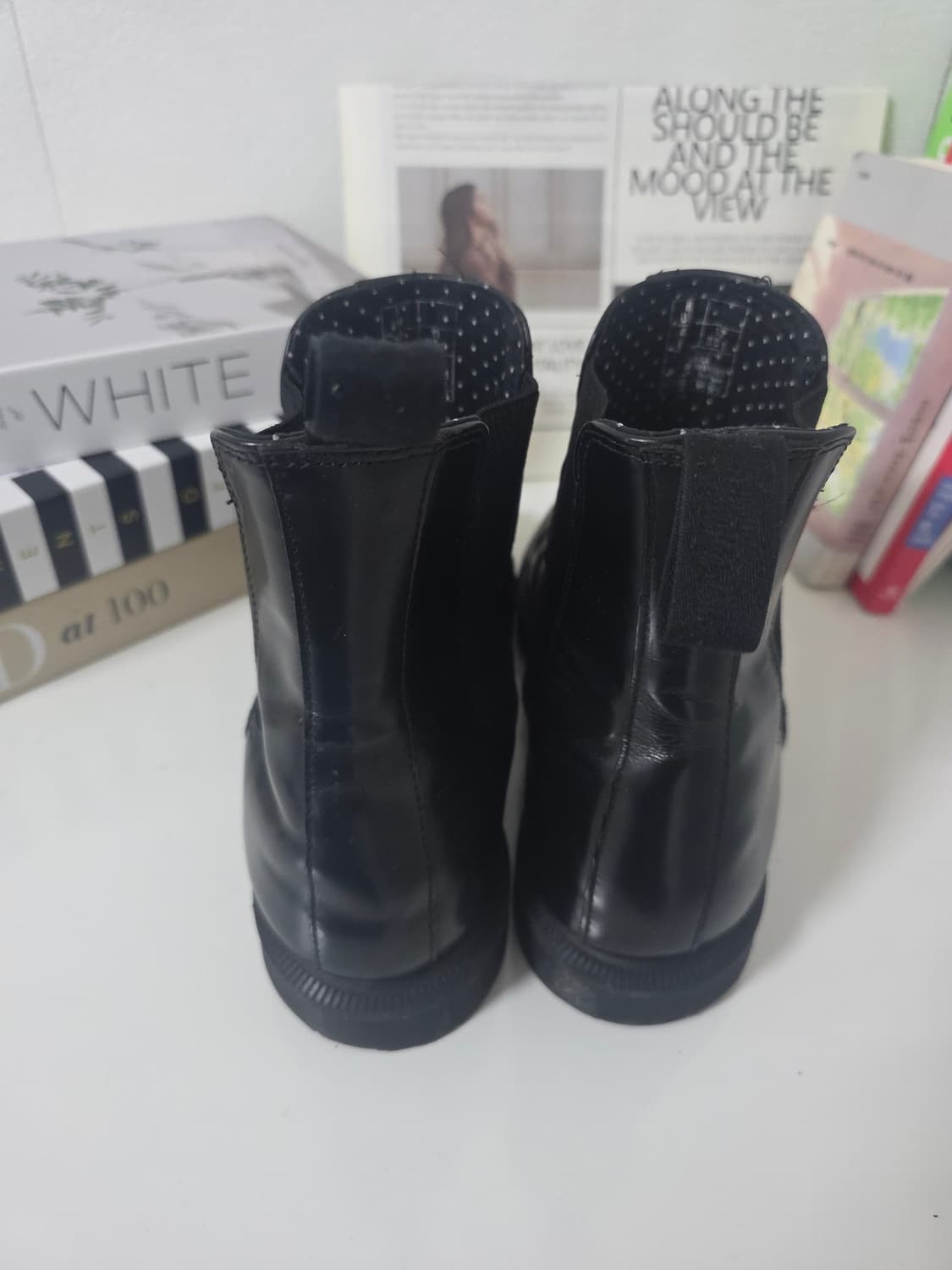 닥터마틴 플로랄 첼시부츠 블랙 UK8 EU42 상태 양호 상품이미지4