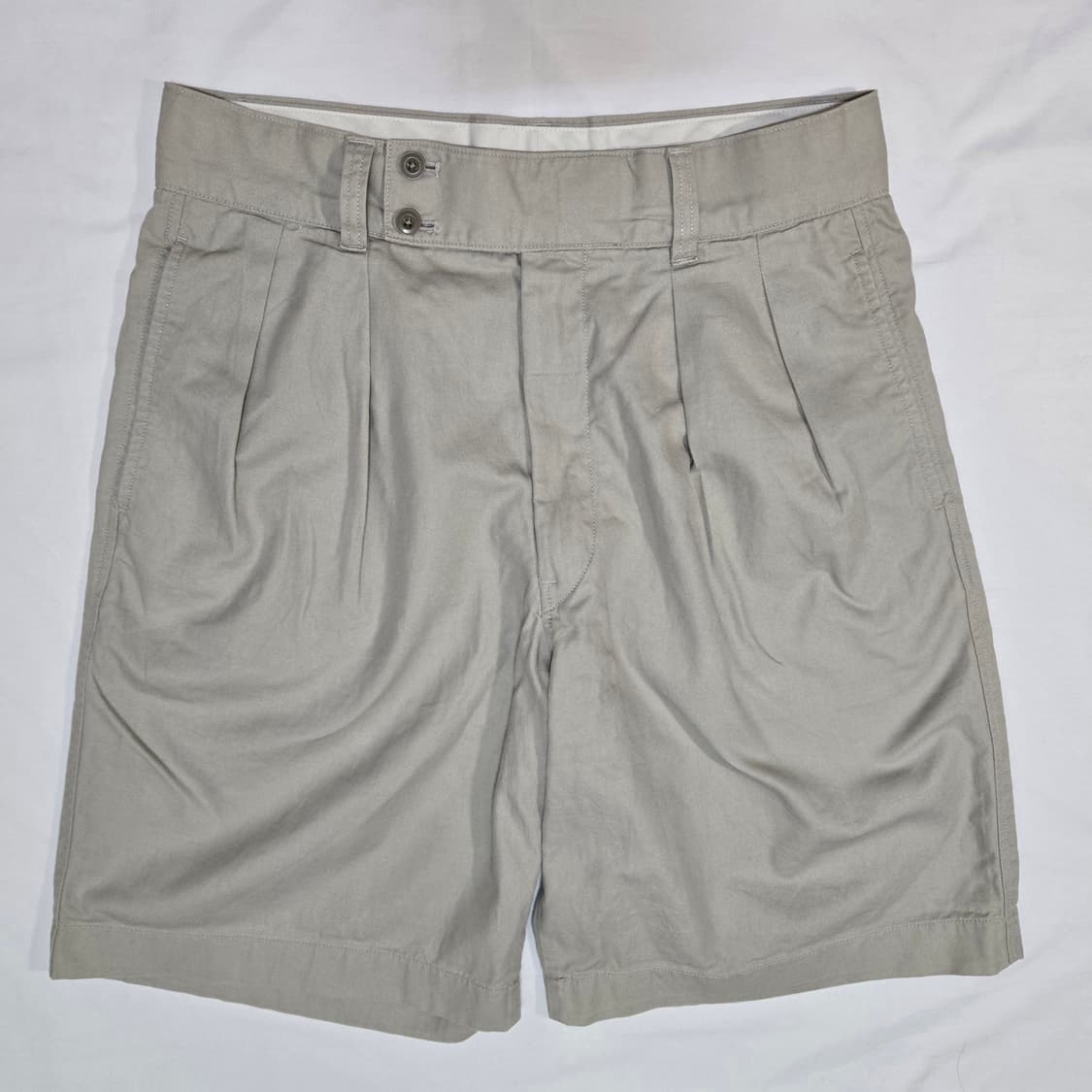 유니클로U 와이드핏턱치노쇼트팬츠  상품이미지1