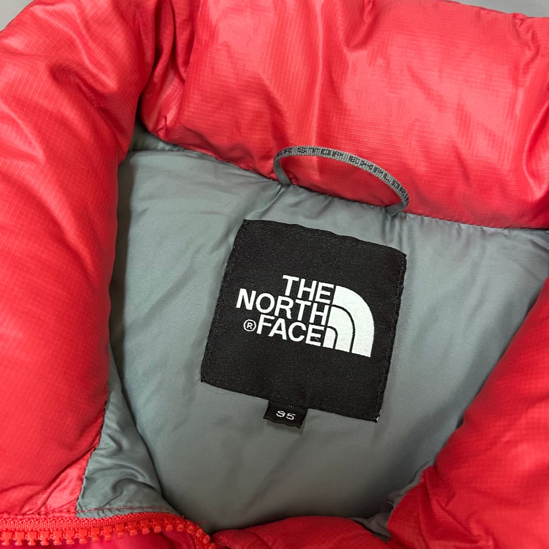 노스페이스 구스다운 눕시 700 레드 패딩 95 상품이미지7