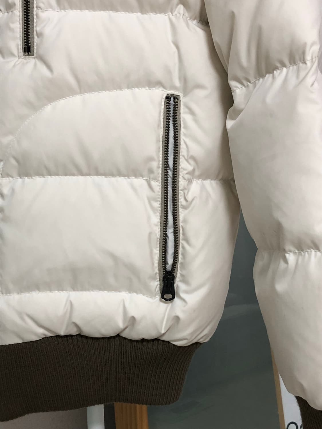 폴로진스 크레스트 로고 와펜 푸퍼 패딩 상품이미지4