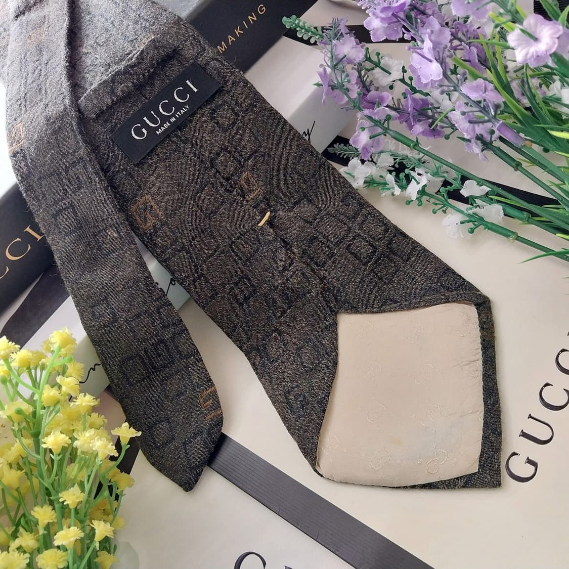 구찌 실크 울 블렌드 다크그린 로고 넥타이 9.7cm A등급 K1320
 상품이미지5