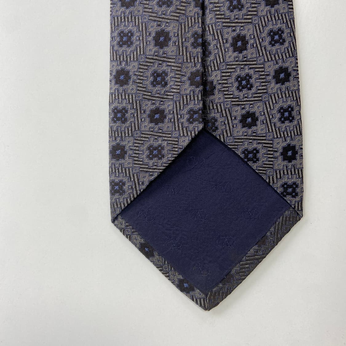 VALENTINO 발렌티노 명품 정품 넥타이 상품이미지7