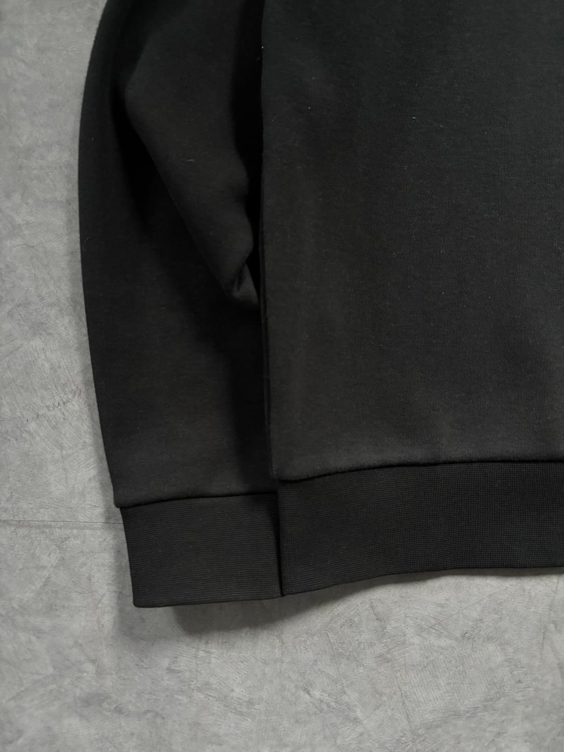 Polo 폴로 랄프로렌 QR신형 블랙 컬러 안감플리스 맨투맨 상품이미지2