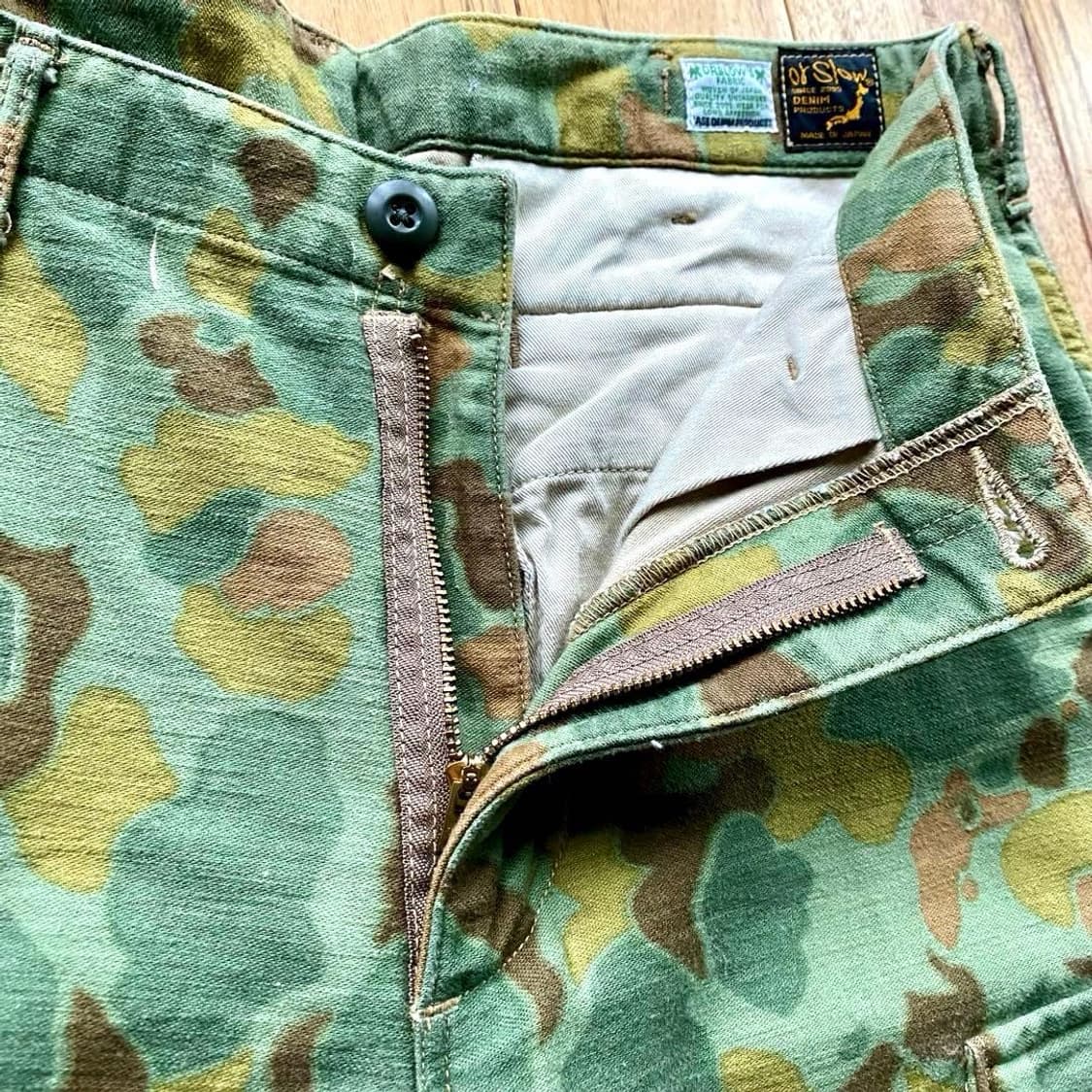 오어슬로우 x 빔즈 덕 카모 백사틴 카고 팬츠 상품이미지5