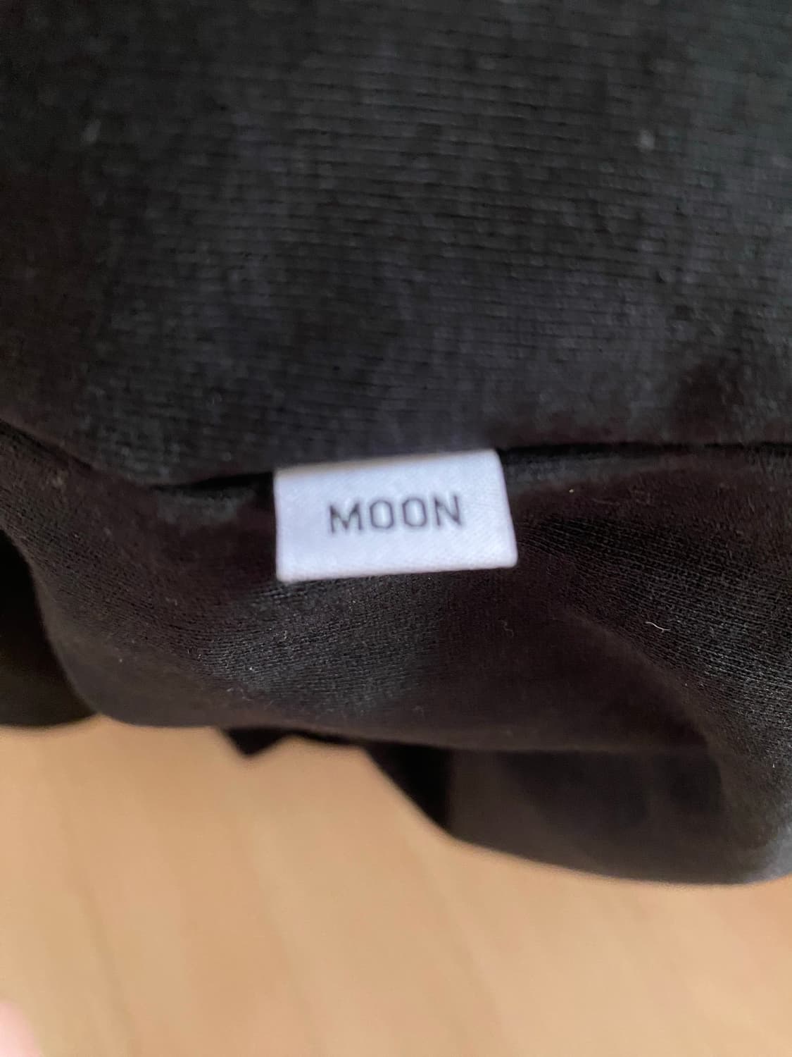 유스 롱 슬리브 블랙 moon사이즈 상품이미지2