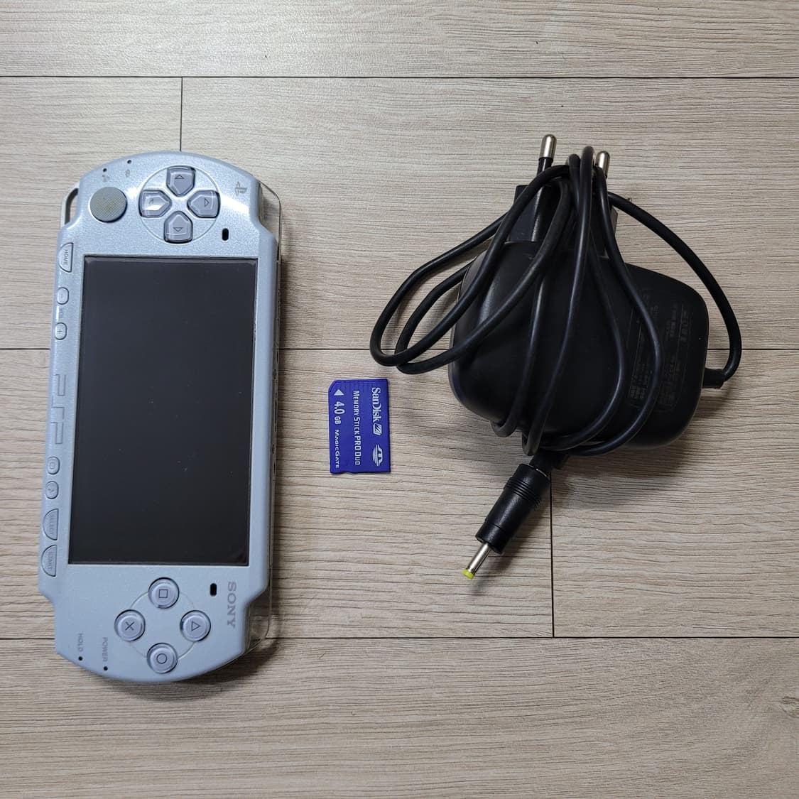 소니 PSP 2000번 게임기 (스틱불량) 상품이미지1