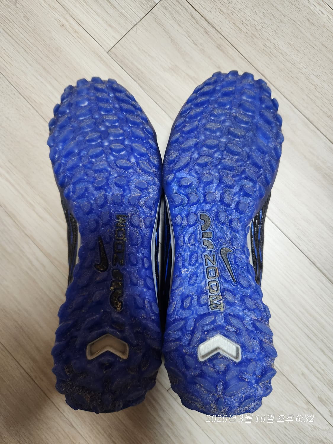 [나이키] 줌 머큐리얼 베이퍼 15 TF 풋살화 블랙/블루 285 상품이미지3