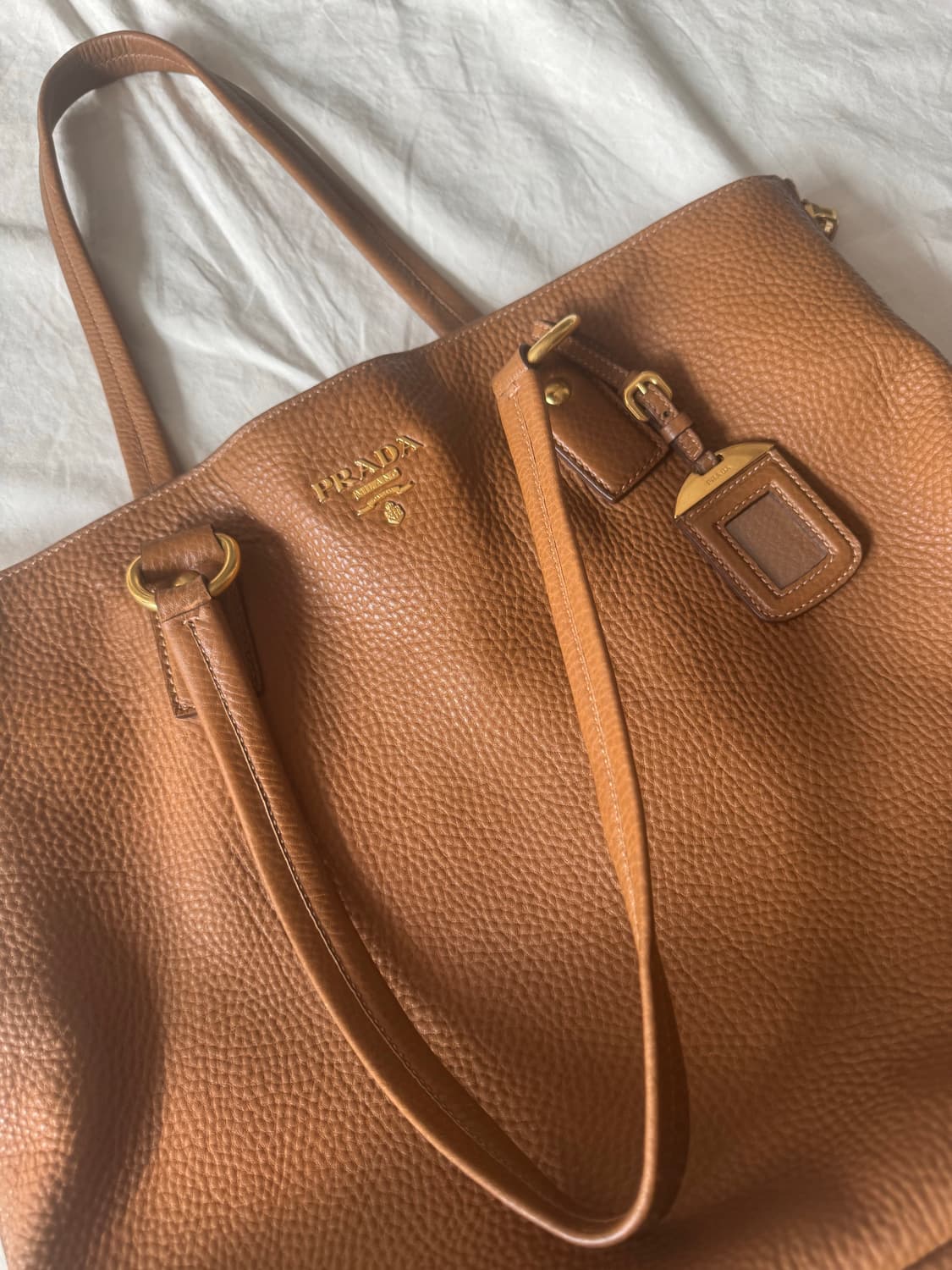 Prada 베텔로 다이노 사이드 지퍼 숄더백 상품이미지1