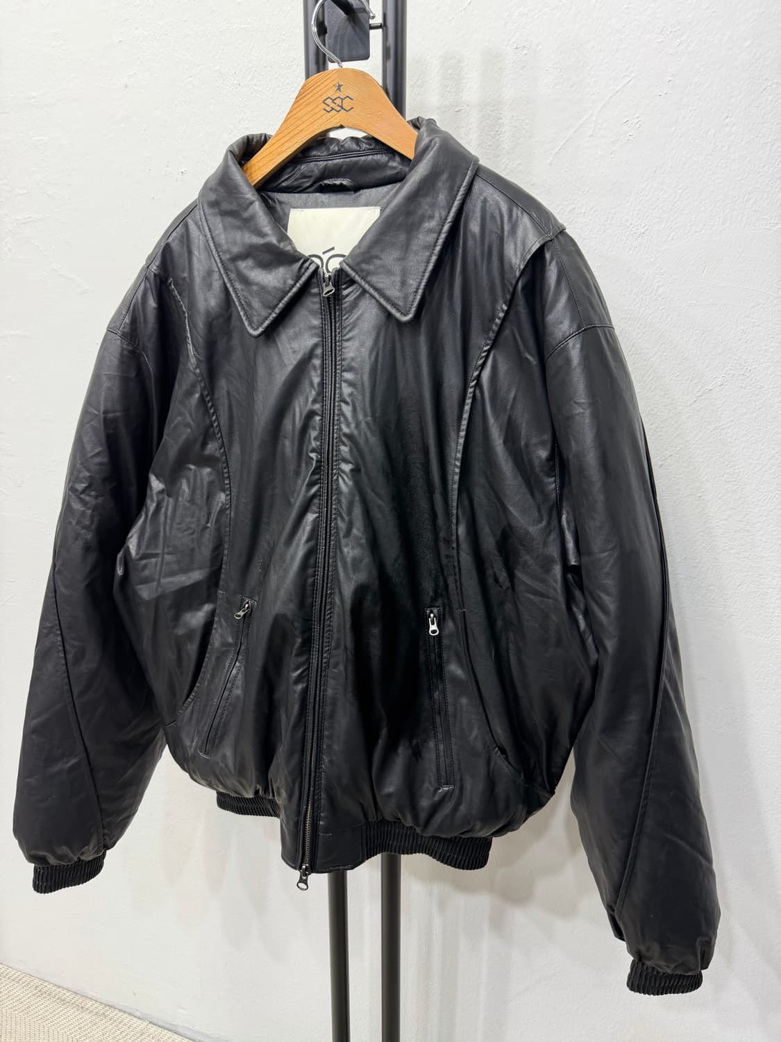 정품) COCL 커스텀어클락 오버핏 가죽 패딩 점퍼 S 상품이미지3