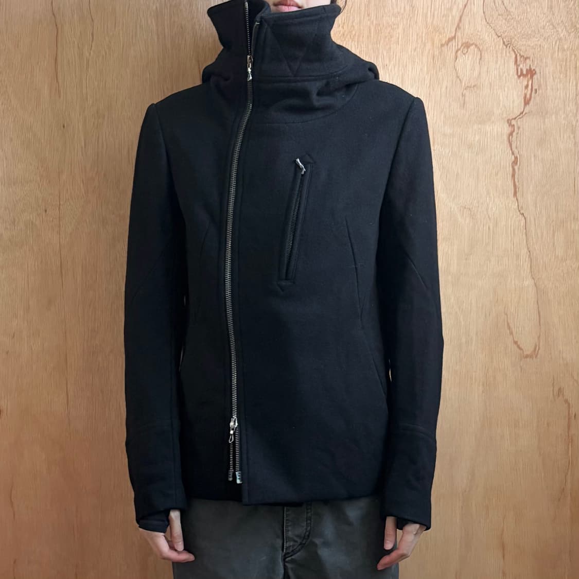 카즈유키쿠마가이 비대칭 집업 울 자켓 상품이미지1