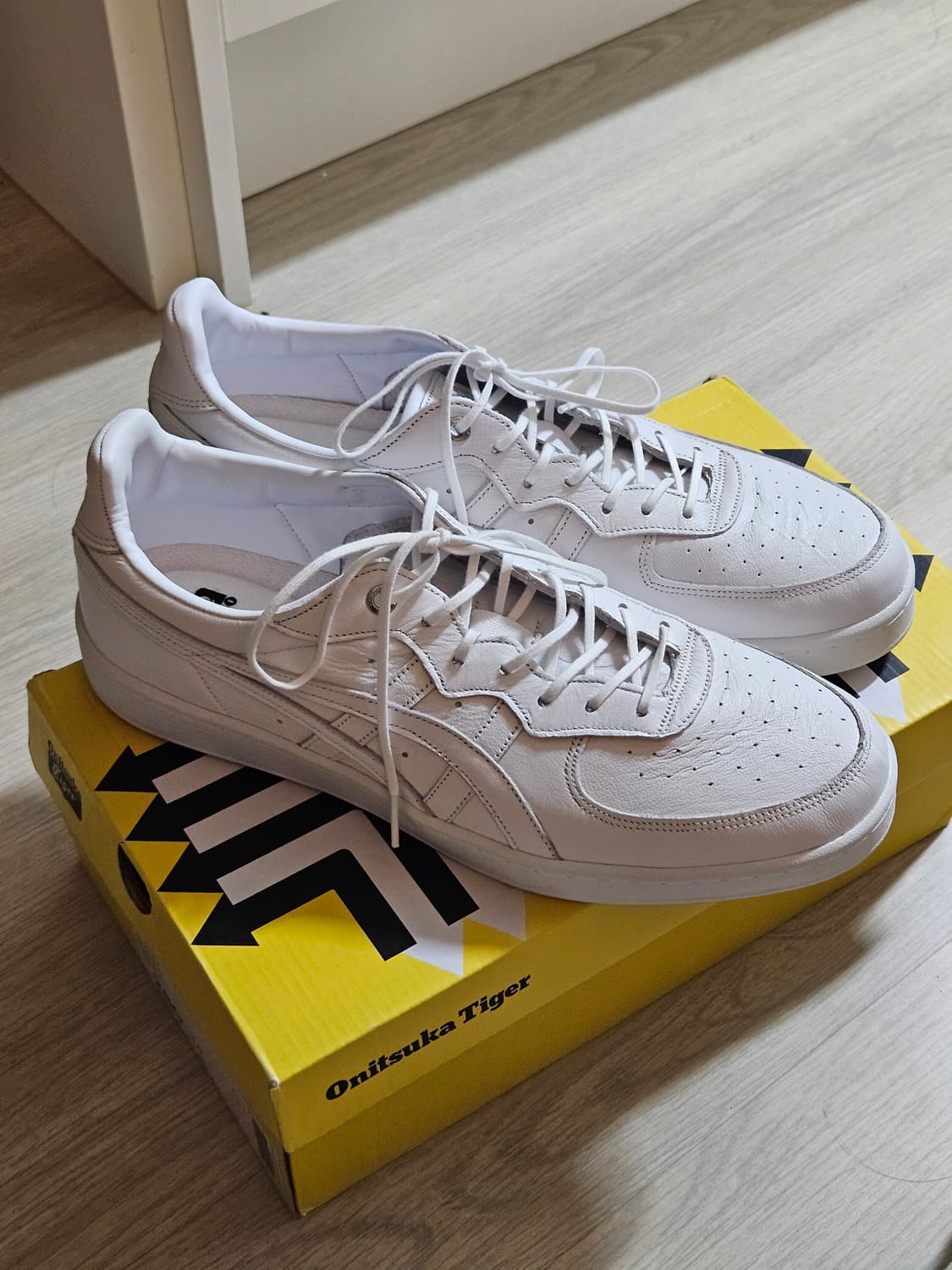 오니츠카타이거 GSM SD 올백포스 느낌 상품이미지2