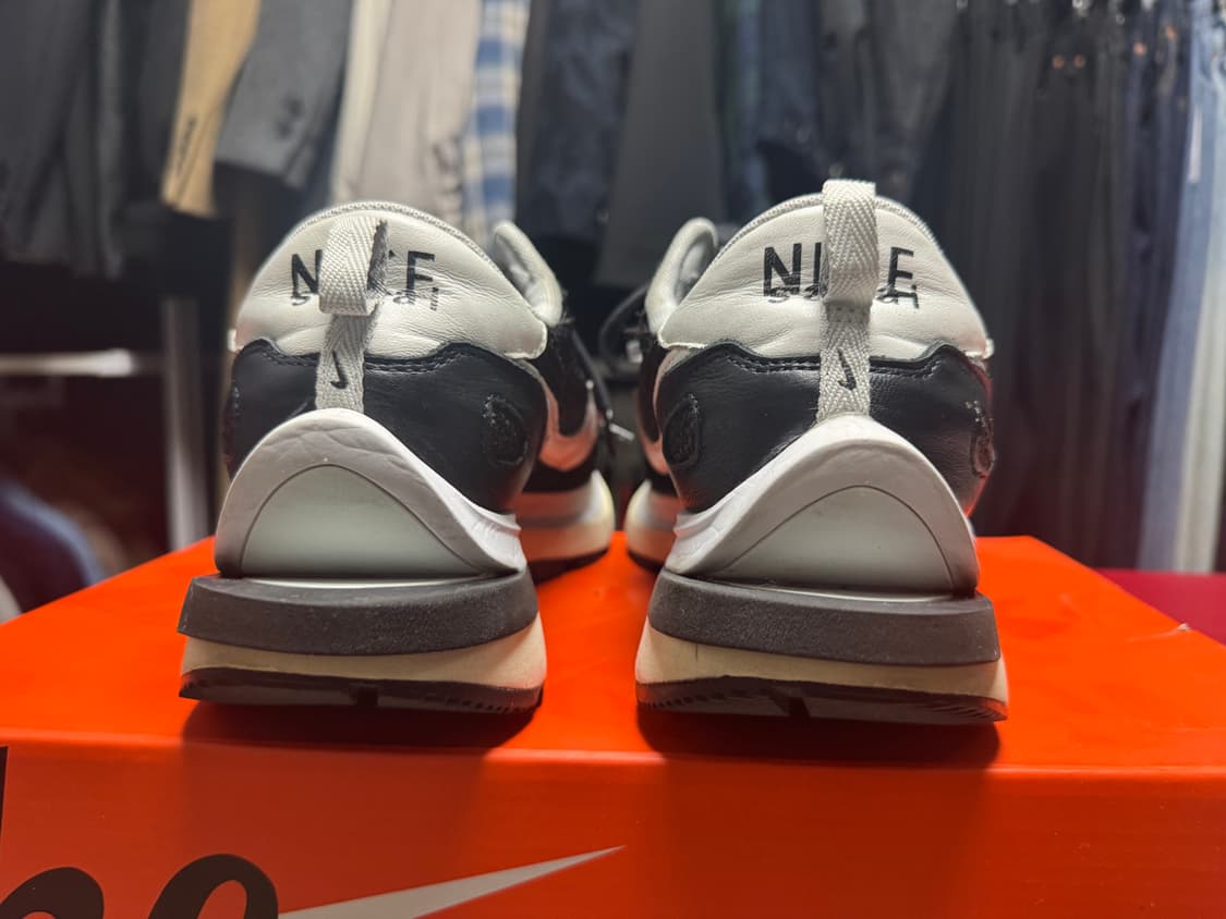 나이키 x 사카이 베이퍼와플 블랙 화이트 상품이미지7