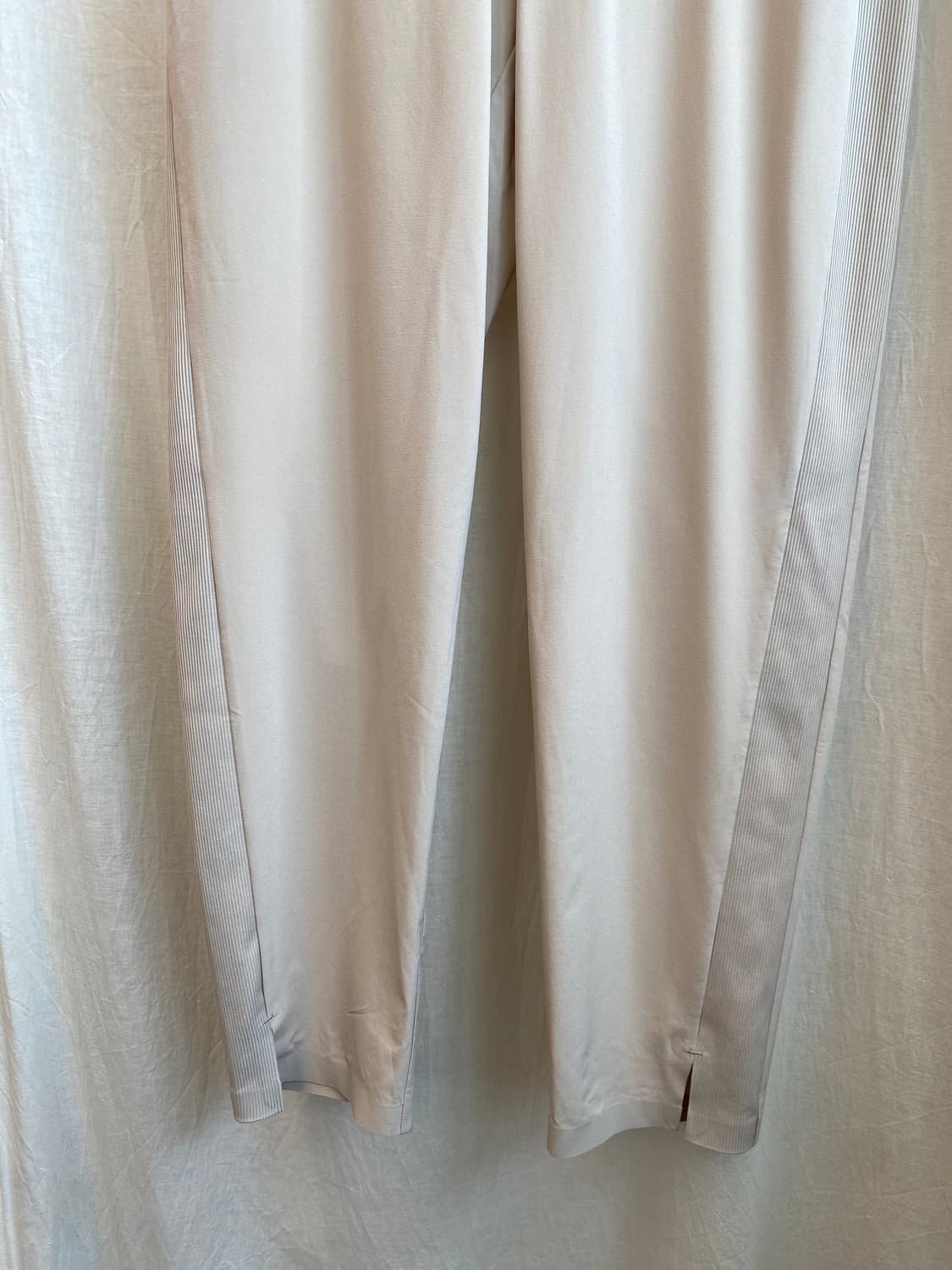 ATHLETA 베이지 트레이닝팬츠(M) 상품이미지3