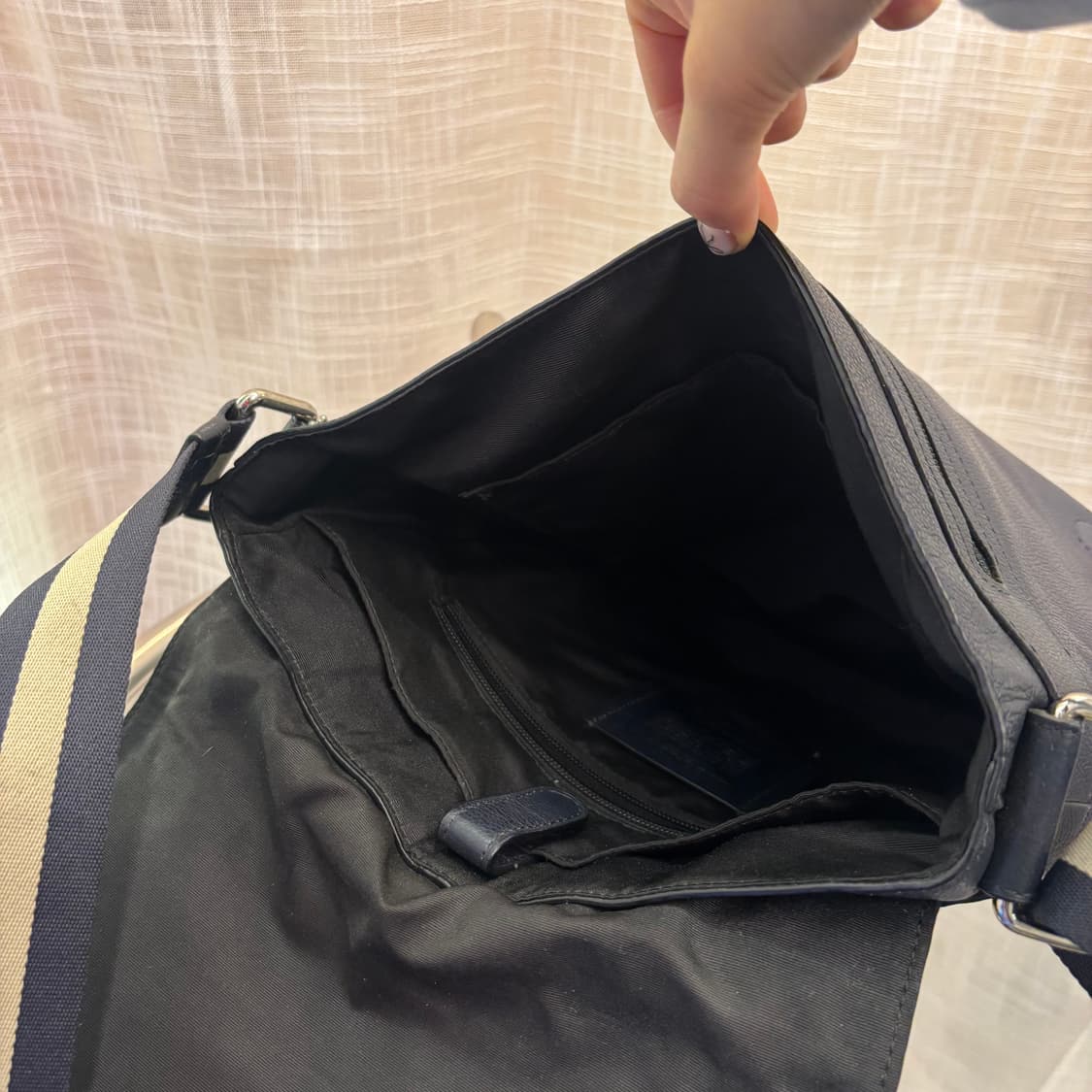 정품 코치 남성 가죽 크로스백     상품이미지9