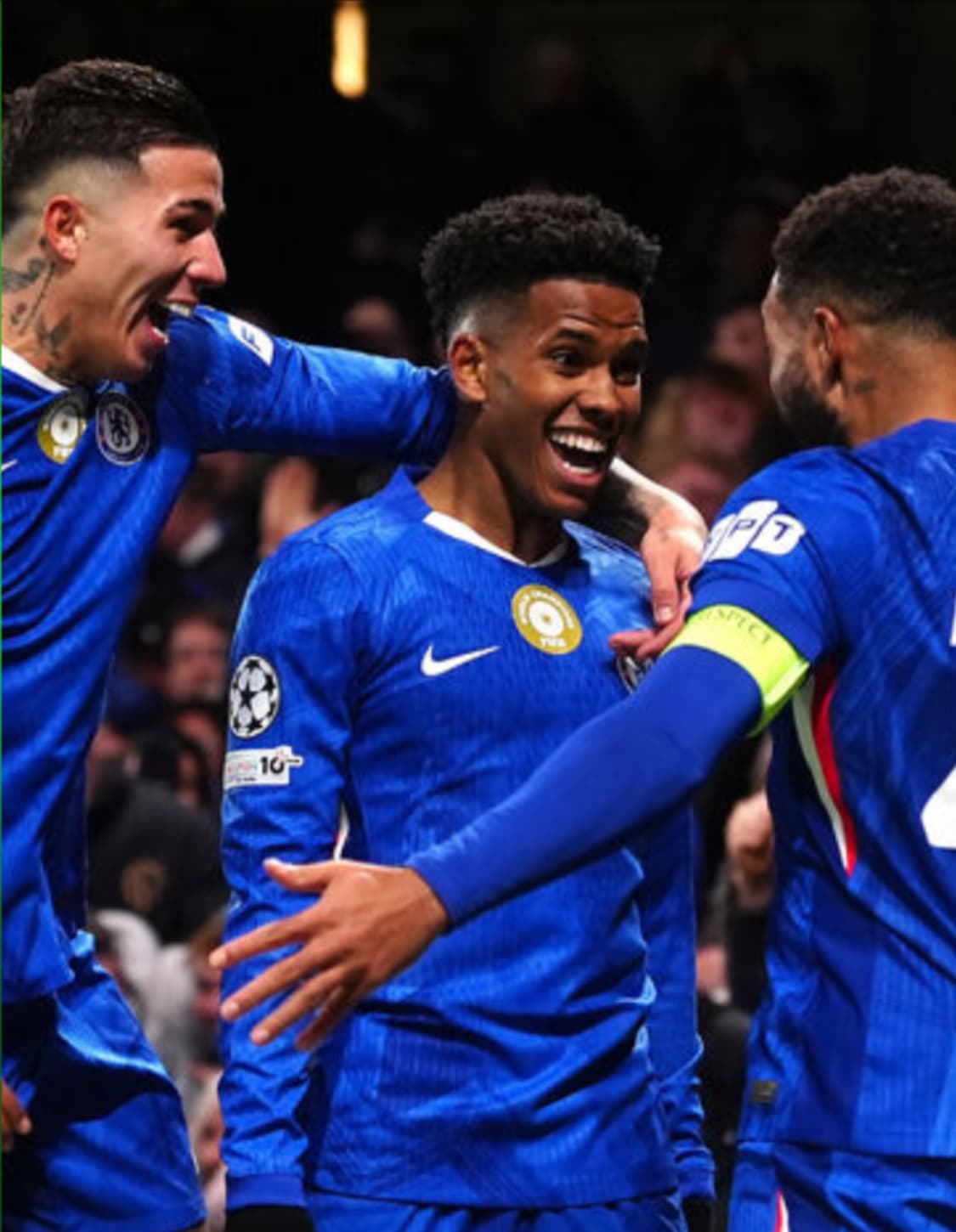 25-26 첼시 홈 이스테방 긴팔 유니폼 M사이즈 상품이미지10