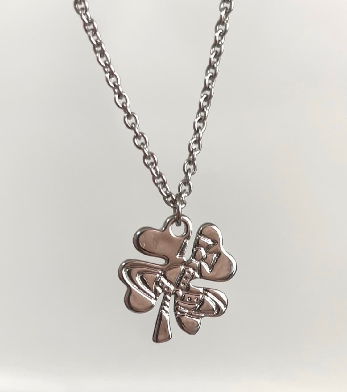 비비안웨스트우드 클로버 목걸이 상품이미지1