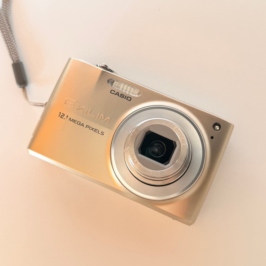 ✨태연 픽 미품✨카시오 엑슬림 EX-Z400 골드 빈티지디카 상품이미지6