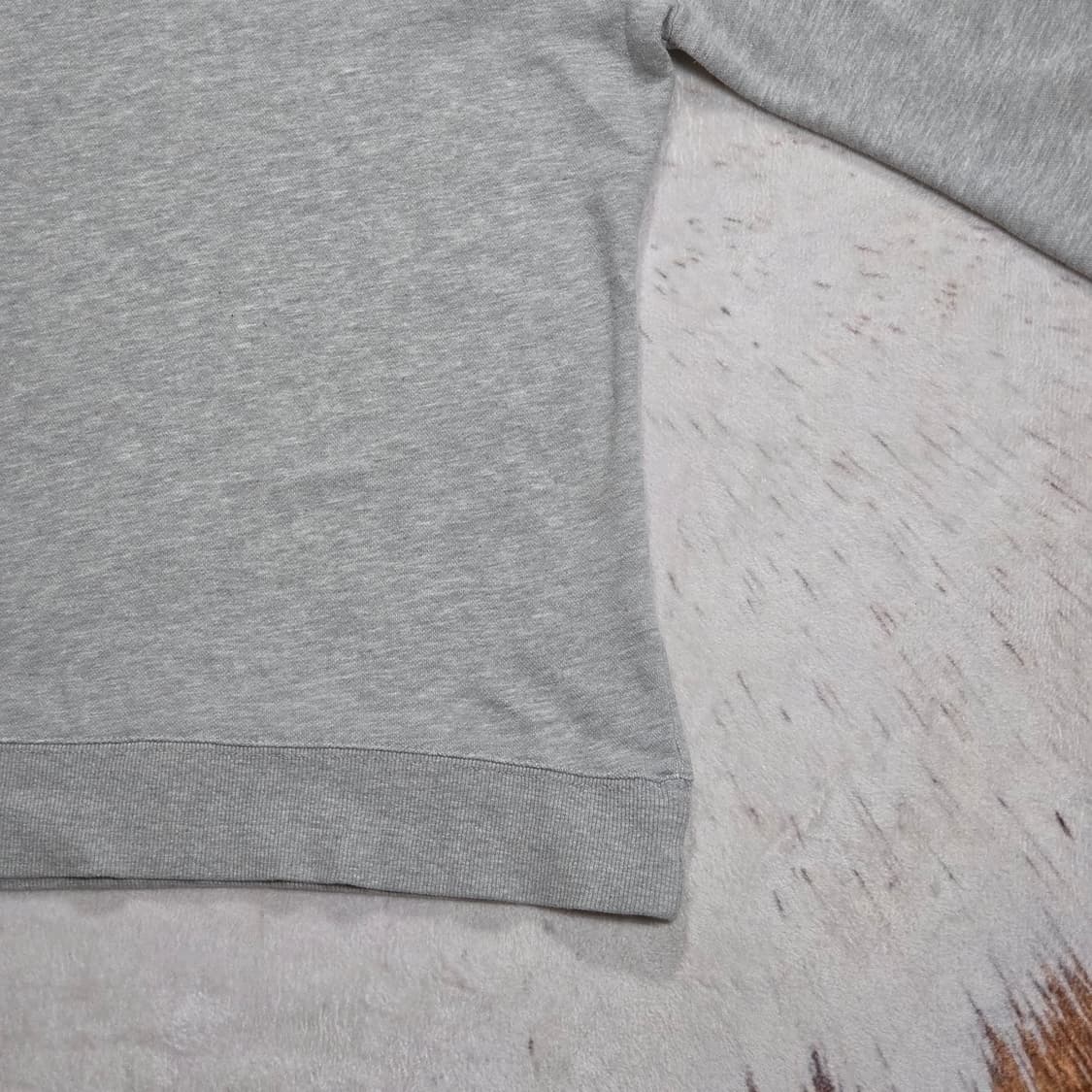 챔피온 자수 그레이 맨투맨 상품이미지3