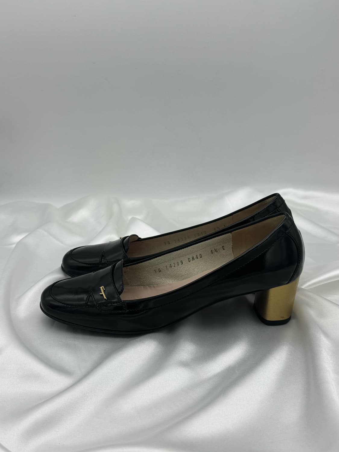 페라가모 에나멜 구두 상품이미지4