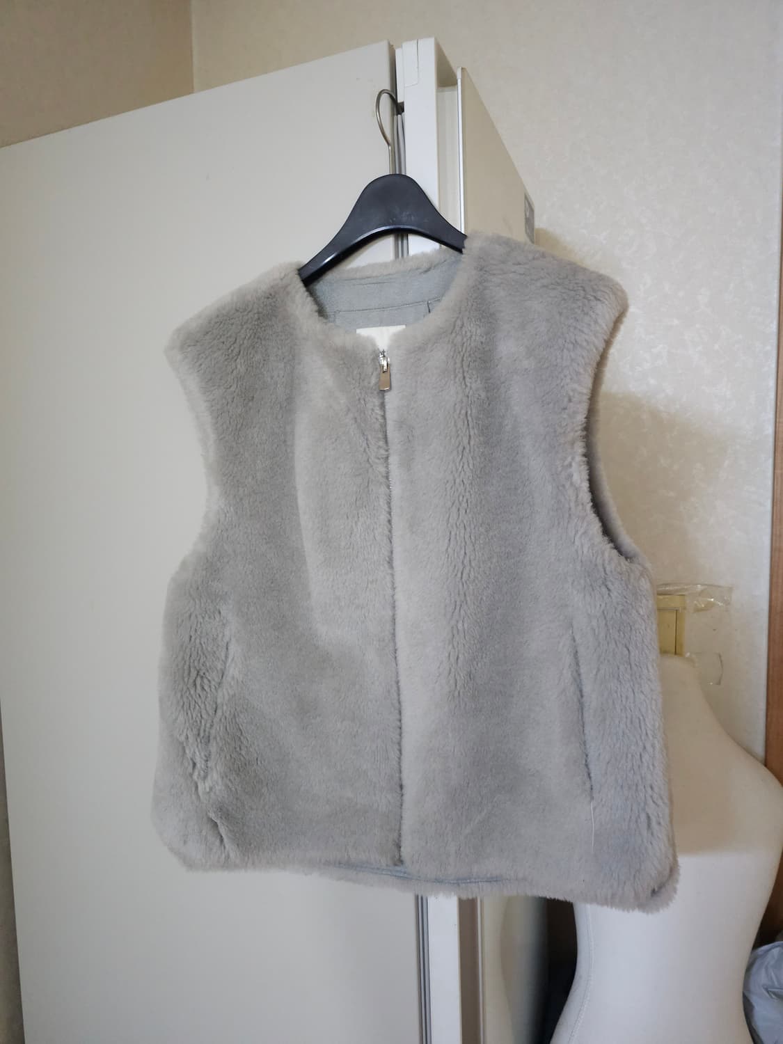 더 엣지 양모베스트 상품이미지1