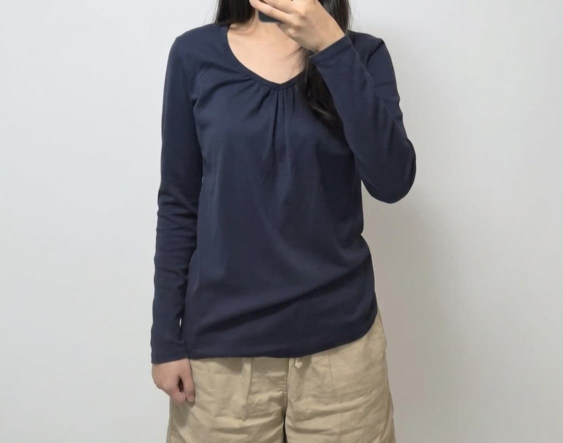 유니클로 네이비 셔링 긴팔티 상품이미지1
