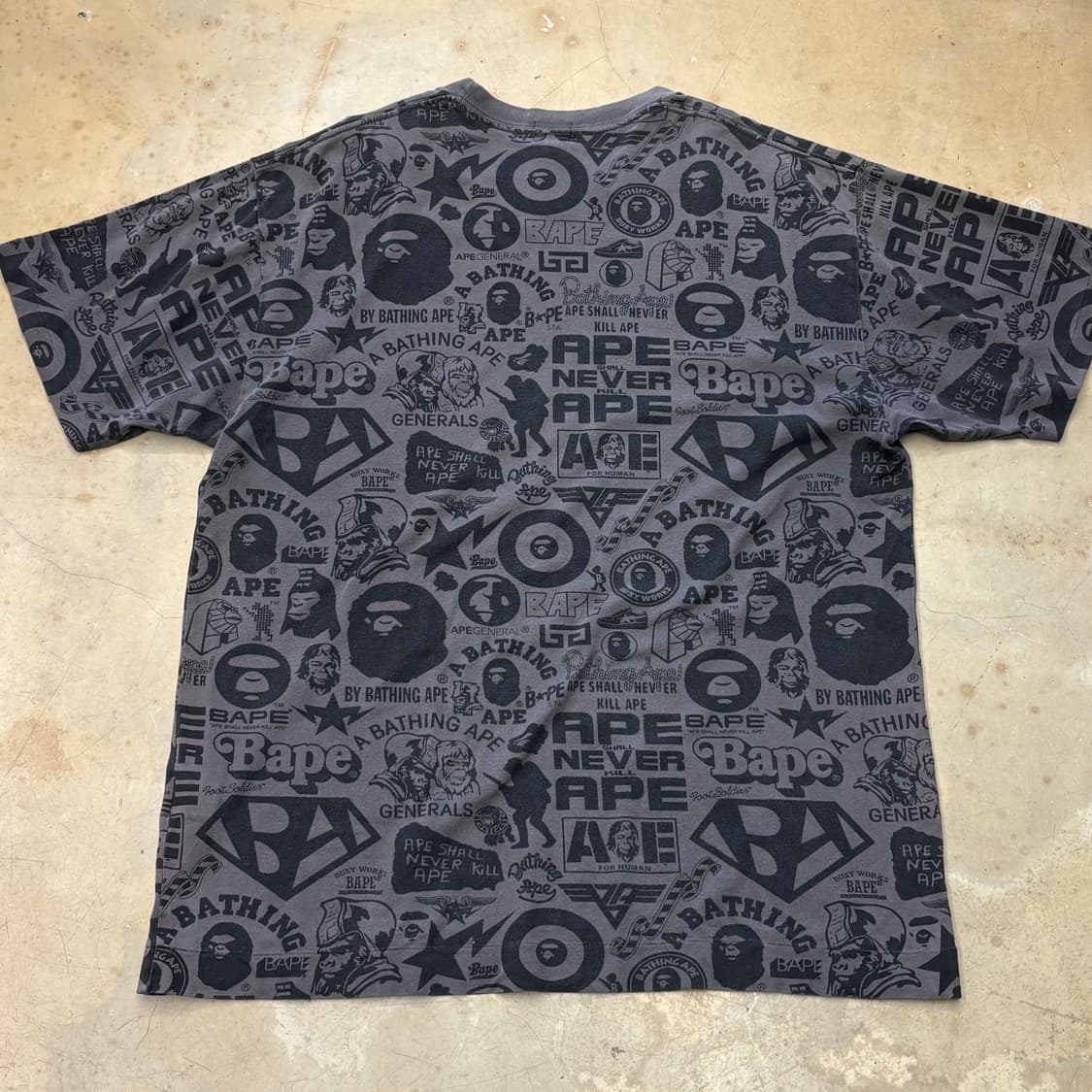 🫶🏻 베이프 반팔티 🫶🏻 상품이미지3