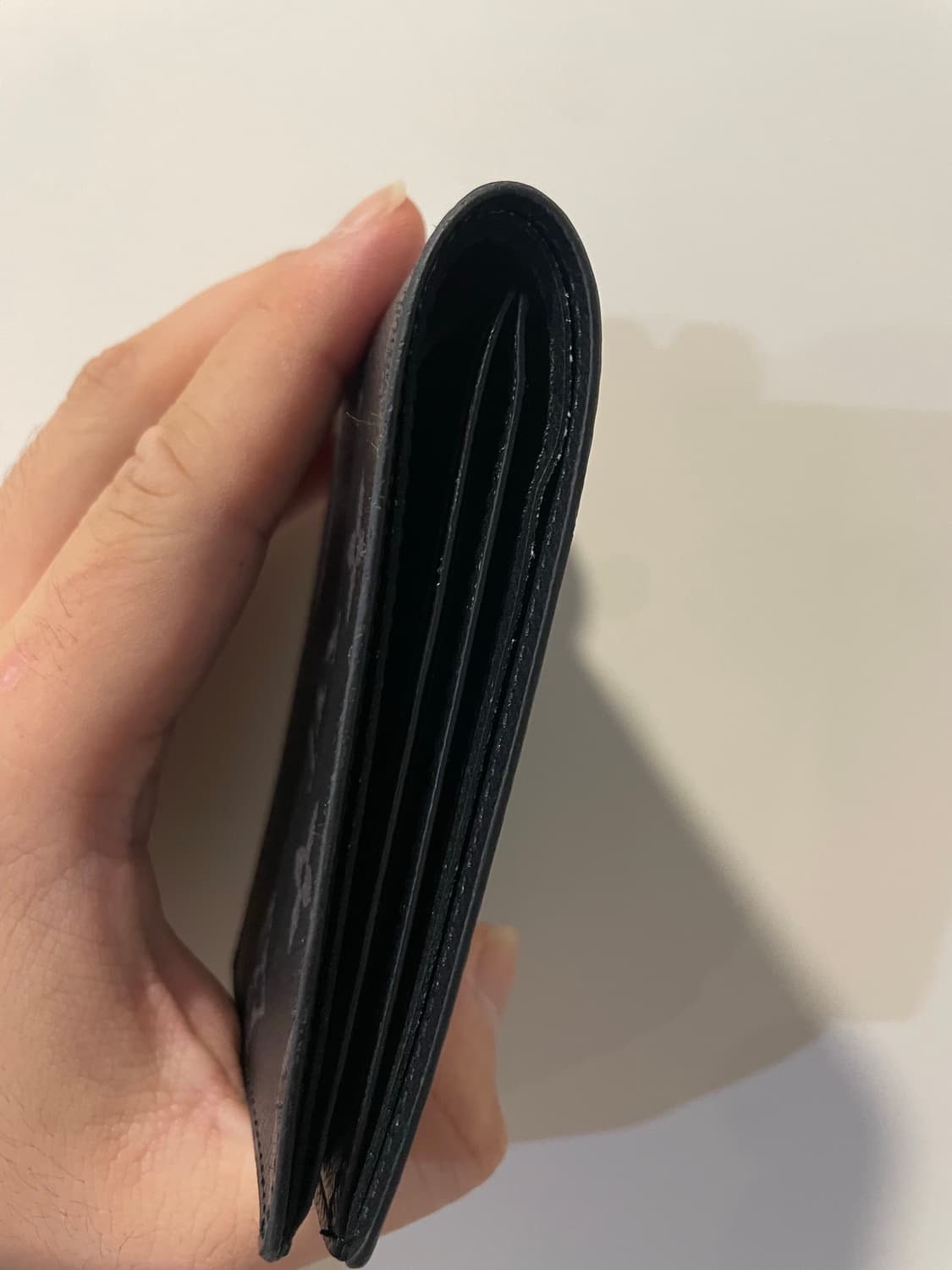 루이비통 모노그램 이클립스 반지갑 상품이미지4