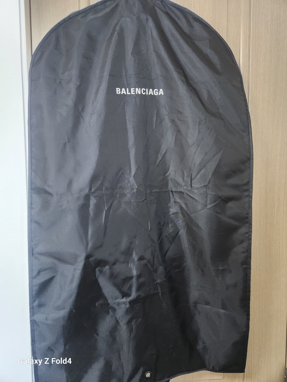 [정품]발렌시아가 백로고 형광색 워싱 데님 자켓 판매합니다. 상품이미지5