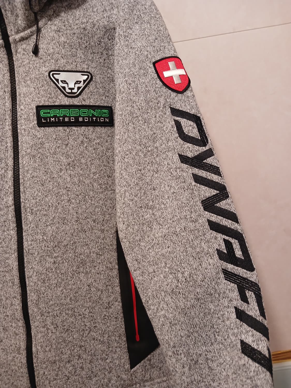 다이나핏 리미티드 에디션 정품 여성 후드집업 S(90) 사이즈 상품이미지7