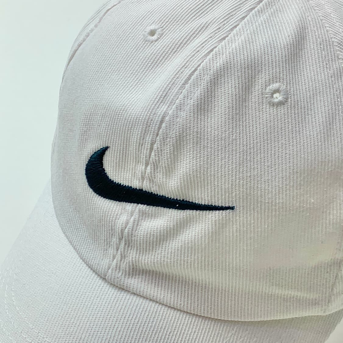 [OS/정품] 나이키 화이트 남여공용 볼캡모자
 상품이미지3