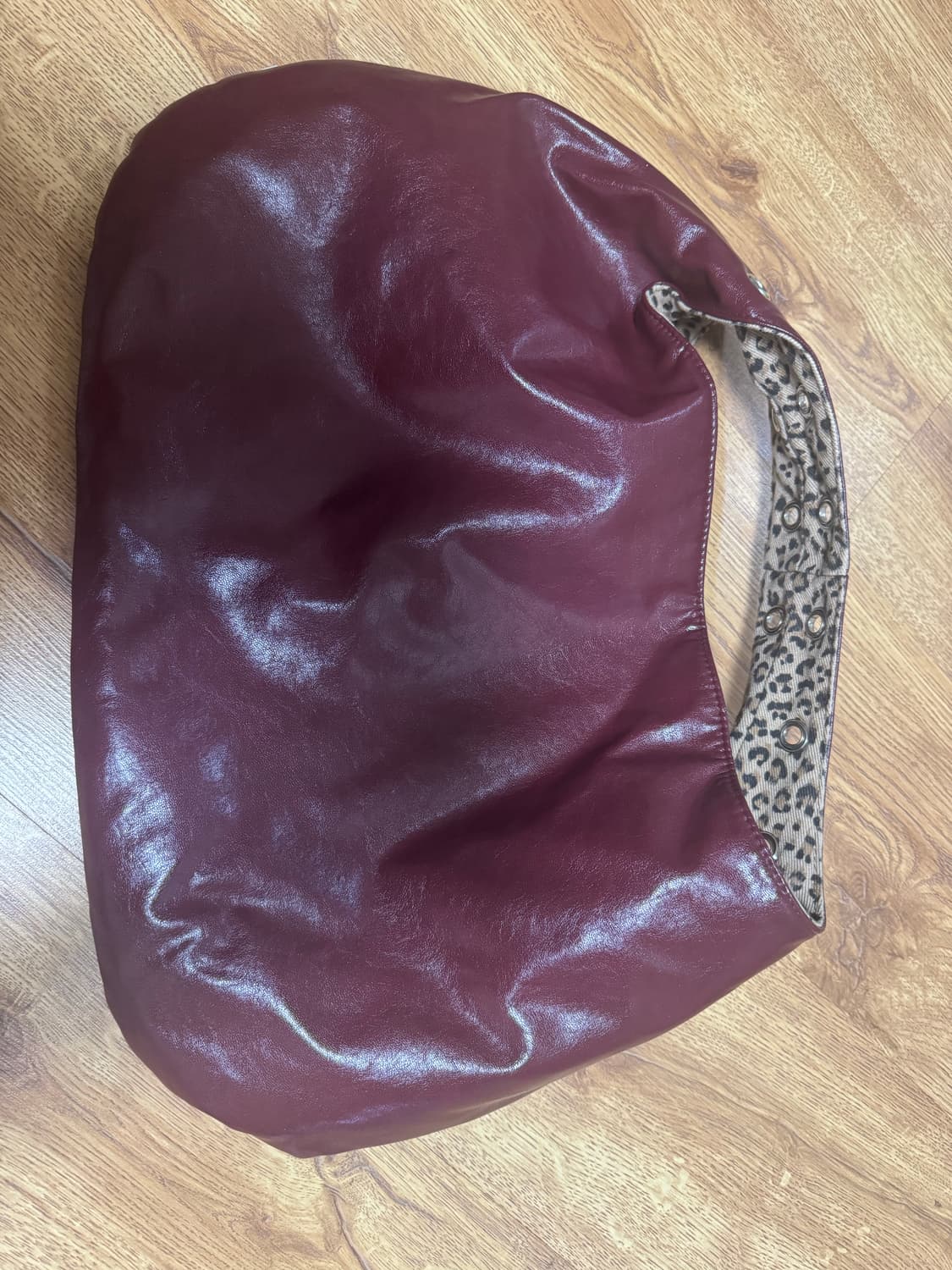 뎁크 아일렛 레더 백 와인 상품이미지3