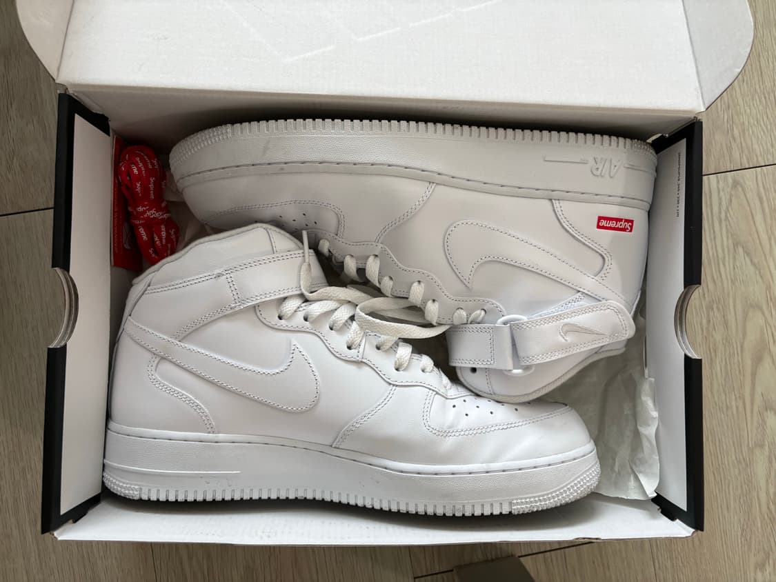 나이키 슈프림 에어포스1 미드 화이트 290 상품이미지9