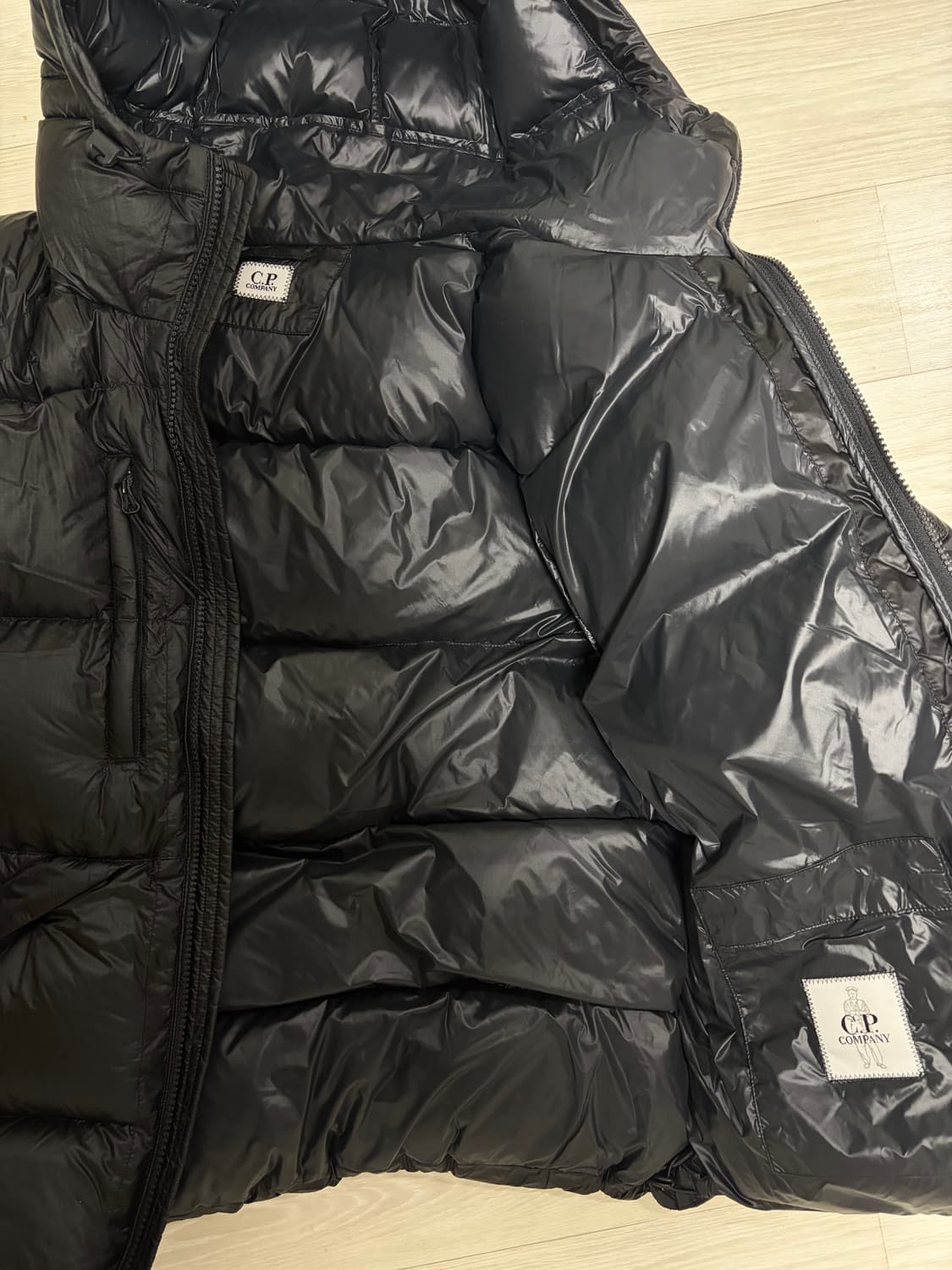 Cp컴퍼니 dd쉘 패딩 상품이미지5