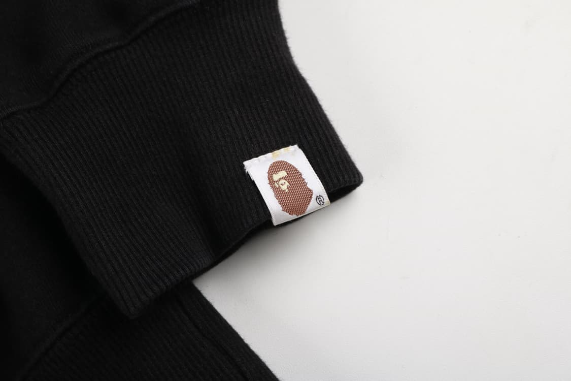 [M] 베이프 빅 사루페이스 맨투맨 상품이미지2