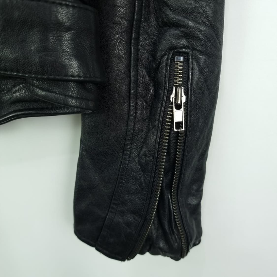 [빈티지] 리얼 램스킨 양가죽 고딕 사선 라이더 가죽 자켓 M18718 상품이미지6