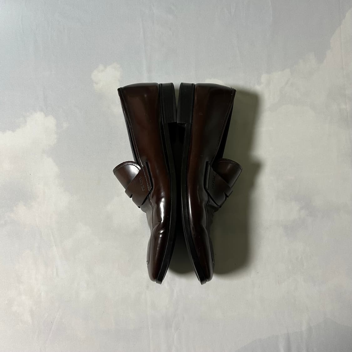 Prada semi square toe loafers 상품이미지4