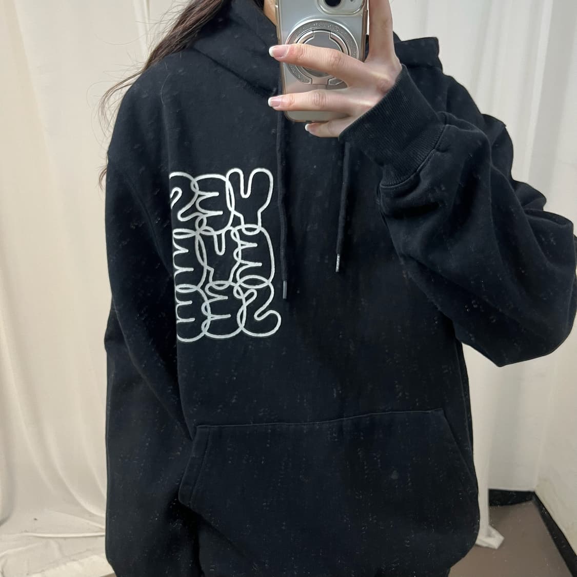 YESEYESEE black hoodie 상품이미지2