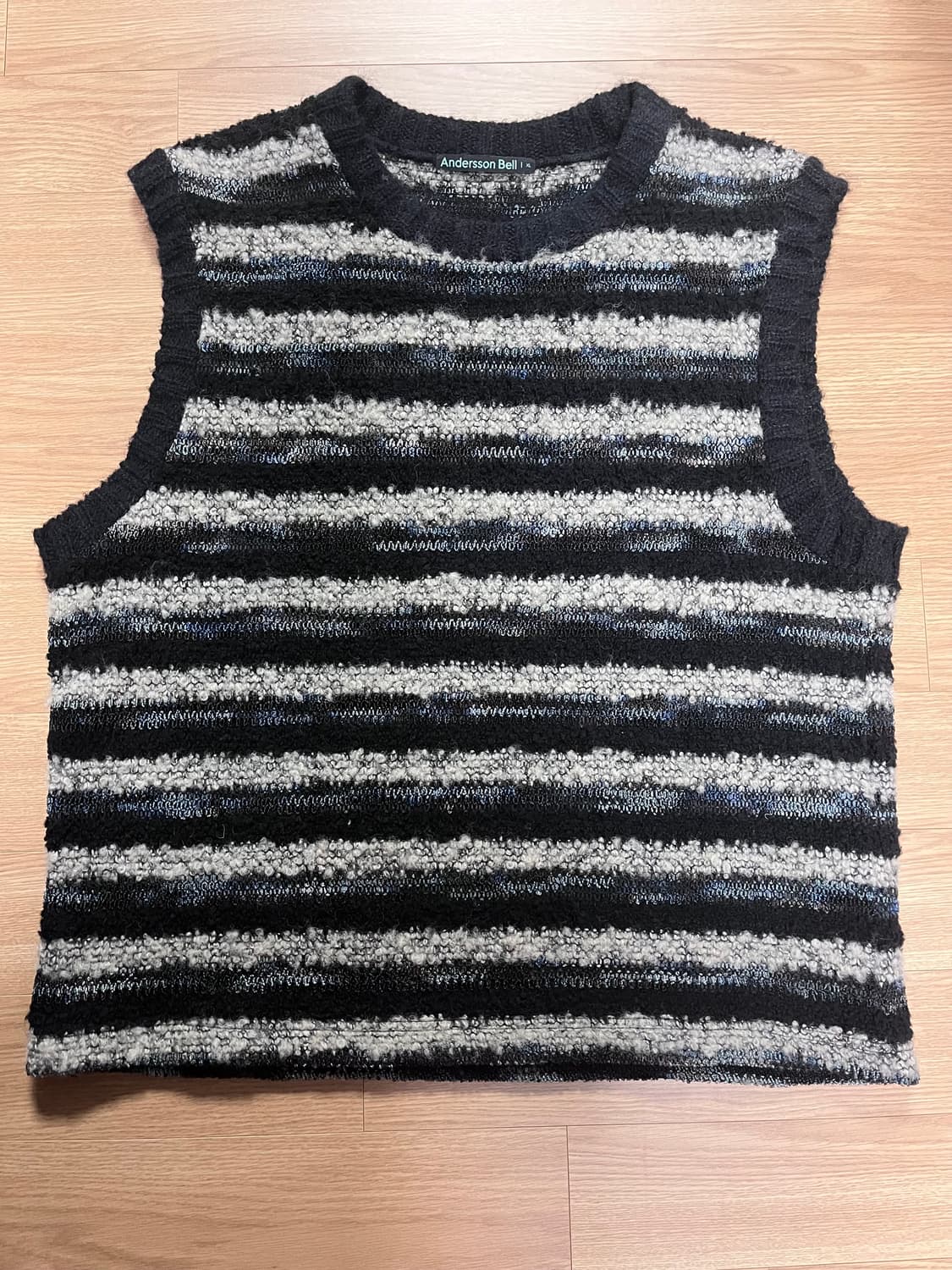 앤더슨벨 튀니지 베스트  XL 상품이미지1