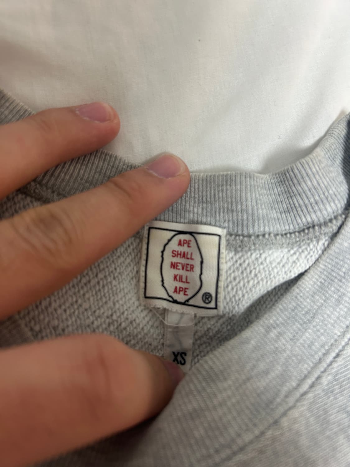 BAPE APE베이프 90's 올드스쿨 프린팅 맨투맨 (정품) 상품이미지5