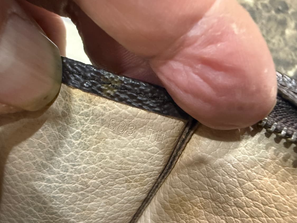 정품 루이비통 모노그램 포쉐트 토일렛 26 팝니다 상품이미지8