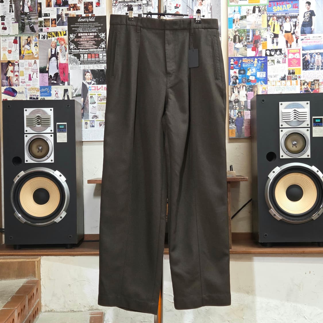 인사일런스 브라운 핀턱 와이드 슬랙스 상품이미지2