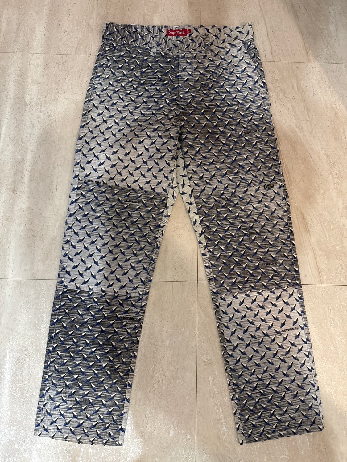 30 슈프림 팬츠 상품이미지1