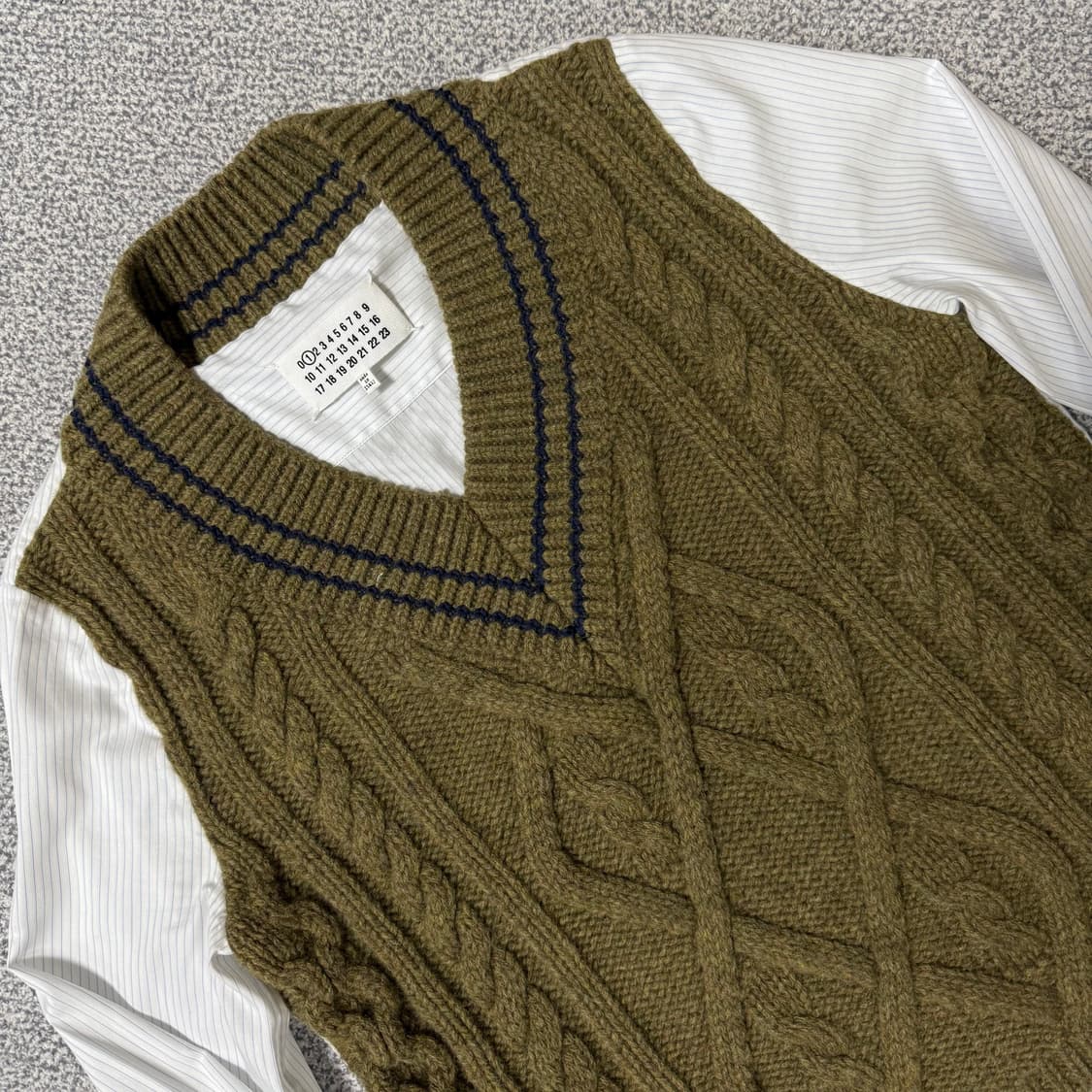 메종 마르지엘라 브이넥 셔츠 니트 여성용 상품이미지5