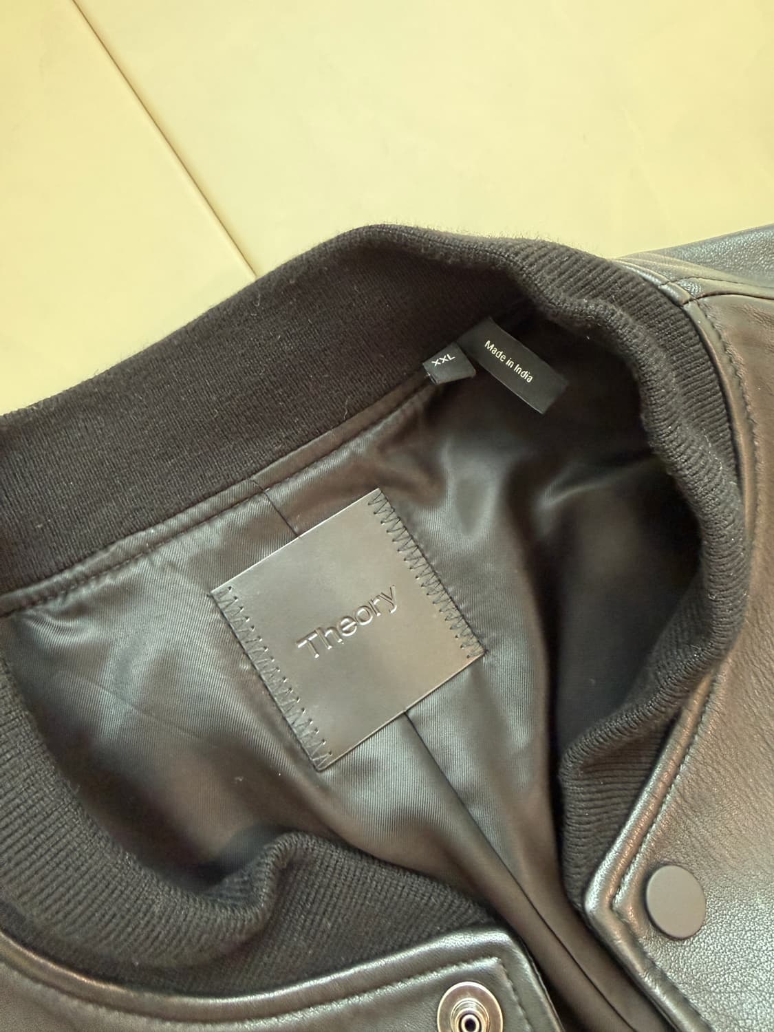 띠어리 양가죽 바시티 봄버 자켓 XXL(105-110) 상품이미지4