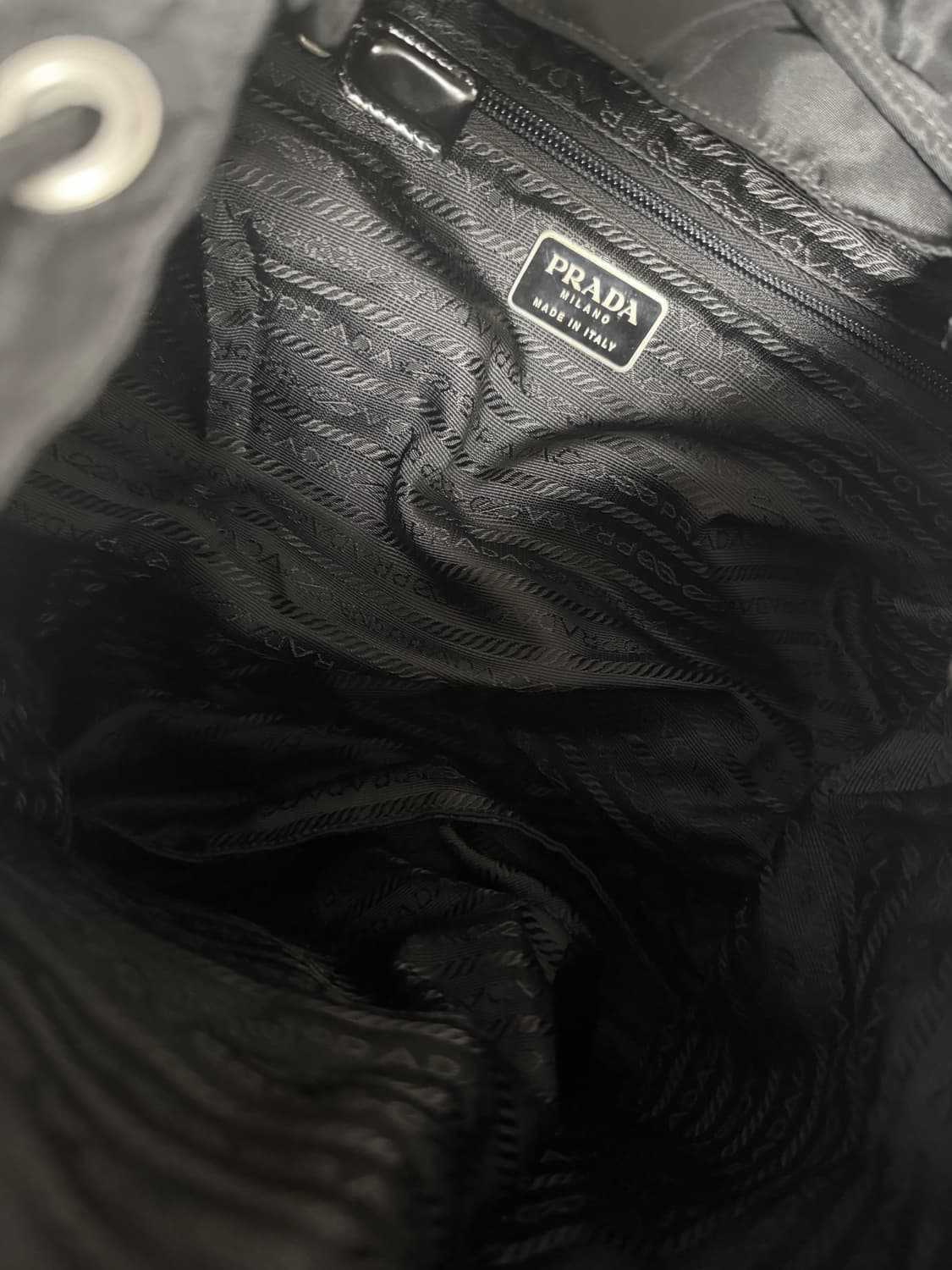 정품 프라다 백팩 미듐 사이즈  상품이미지9