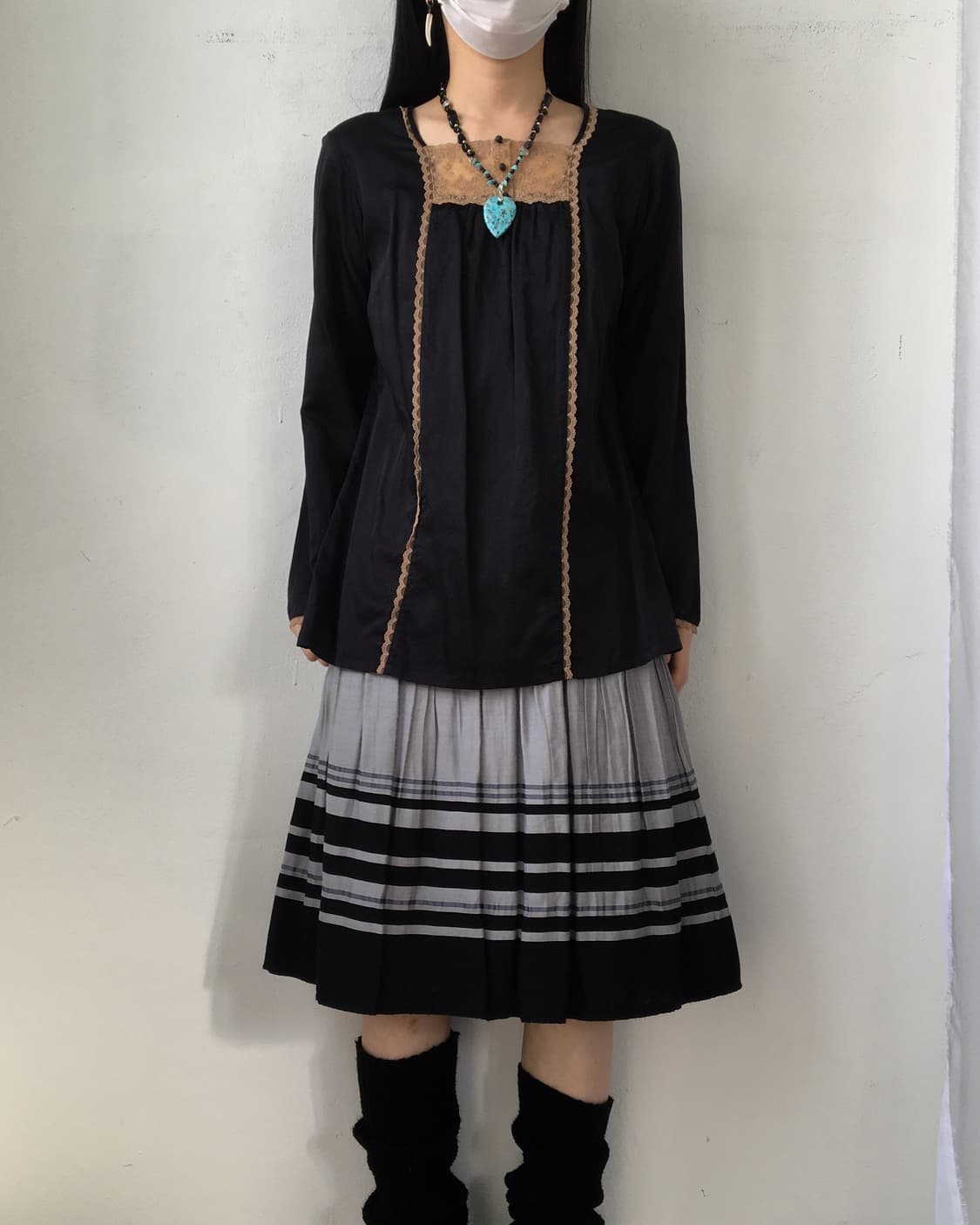 Lace point blouse 상품이미지1