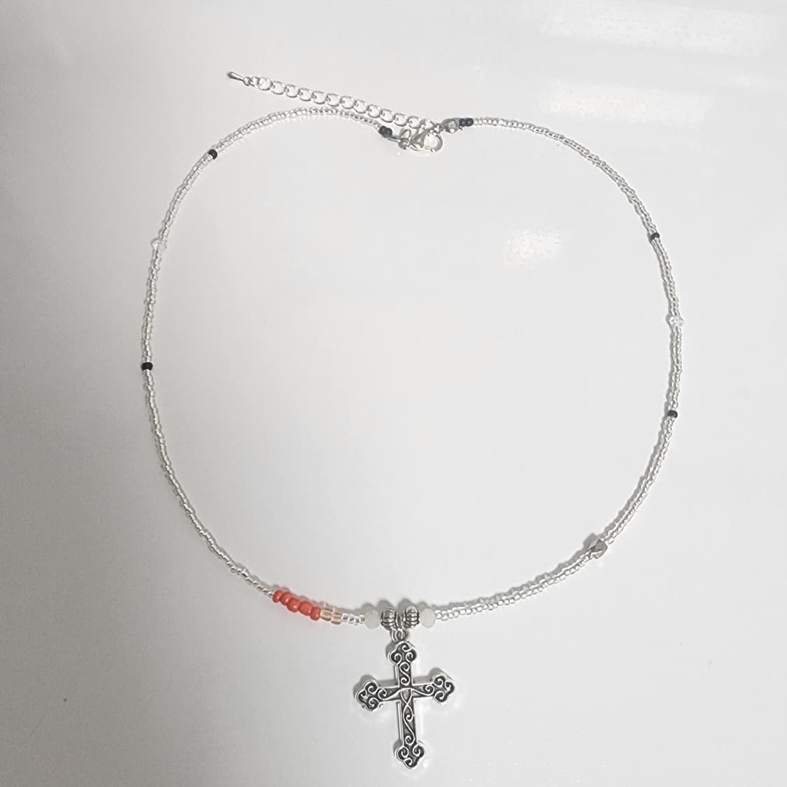 남자 주황 포인트 십자가 목걸이 상품이미지1